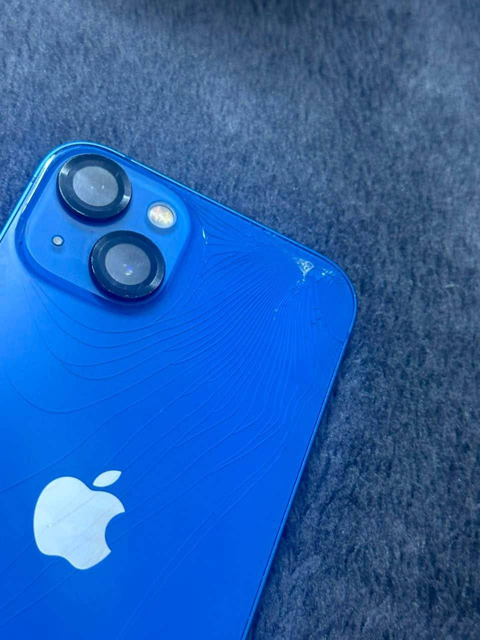 ايفون ١٣ العادي كامرتين 📲 
الذاكرة : ١٢٨ 
البطارية : ٧٨
اللون : ازرق 
الملحقات : فقط گڤر
الظهر مكسور لان وكع مني 
الشاشة مضغوطه بسبب الوكعه  
السعر : قيم بما يرضي الله 
العنوان : بغداد 
لا يوجد توصيل 🚚 بغداد, العراق


**إذا كنت صاحب هذا الإعلان وتريد حذفه لأي سبب، رجاءا أرسل رسالة إلى الدعم الفني**