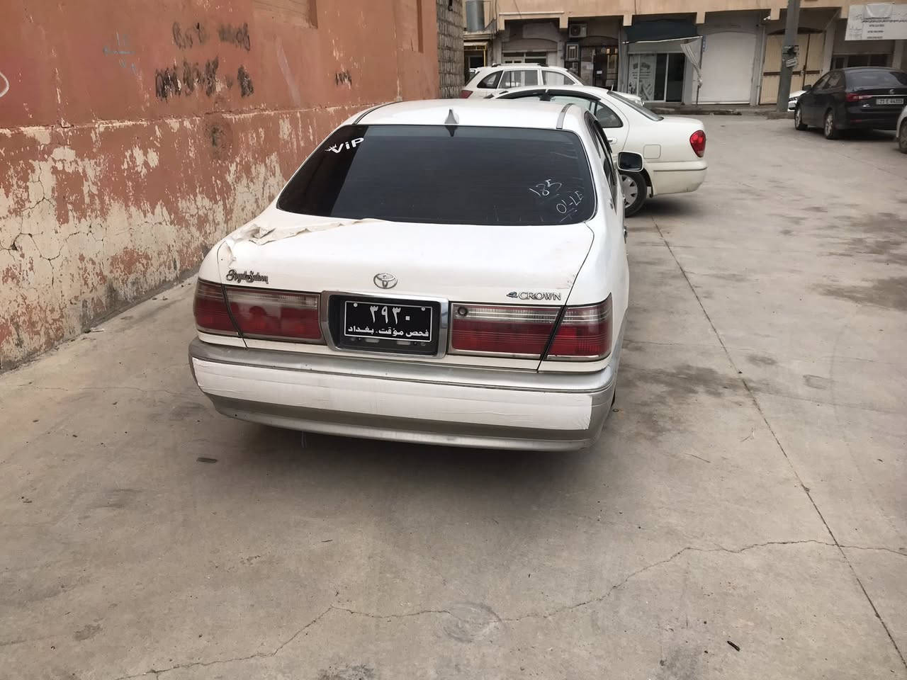 براوه
ئه و مه ليكه بو فروشتن موديل ٢٠٠٠ دوو  

دوو دوكمه كيرو مه كينه به شه رت سه رف دووكل به شه رت نيتي

ده عمو ليدراوي نيه  سه قف بويخ نيه مه عجون نيه 

جوار تايي نوي 

ئاوينه شفت 

رونو شتي هه موو كوراوه نويه

٣٩ مه جال 

شوين كؤيه

0750 985 0404
