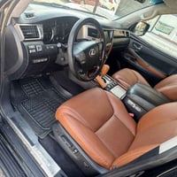 لكزس LX570 • ٢٠١٢ • لا صبغ ولا تبديل