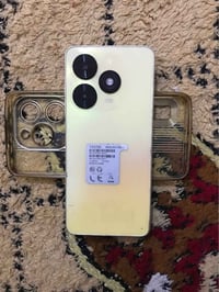 تكنو سبارك كو • ذاكرة ١٢٨ • مبدل شاشة