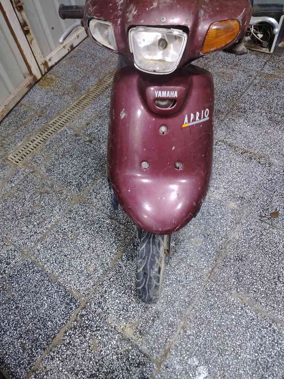 سلام عليكم
دراجه للبيع  كانت تشتغل طفت صار فتره متروكه ماعرف شبيه كوم حديد بيه أوراق
رقمي *********** واتساب
