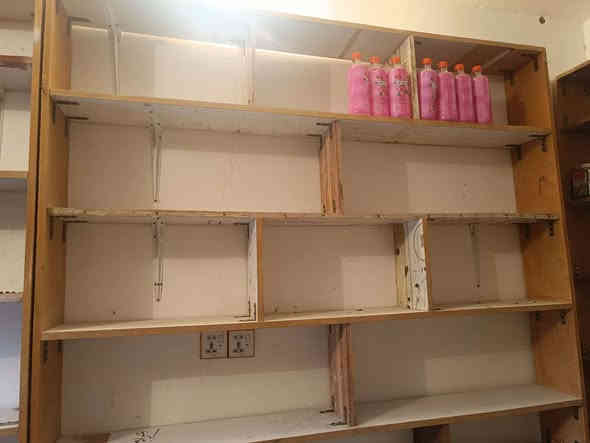 رفوف وجام خانه مشبج محل للبيع تصال ع رقم ‏‪***********‬‏
