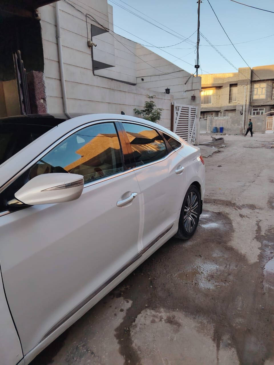 للبيع ازيرا  رقم اربيل تحويل او وكاله. سعرها 110 وبيها مجال فول مواصفات اعلى مواصفات بالازيره  للاستفسار***********
