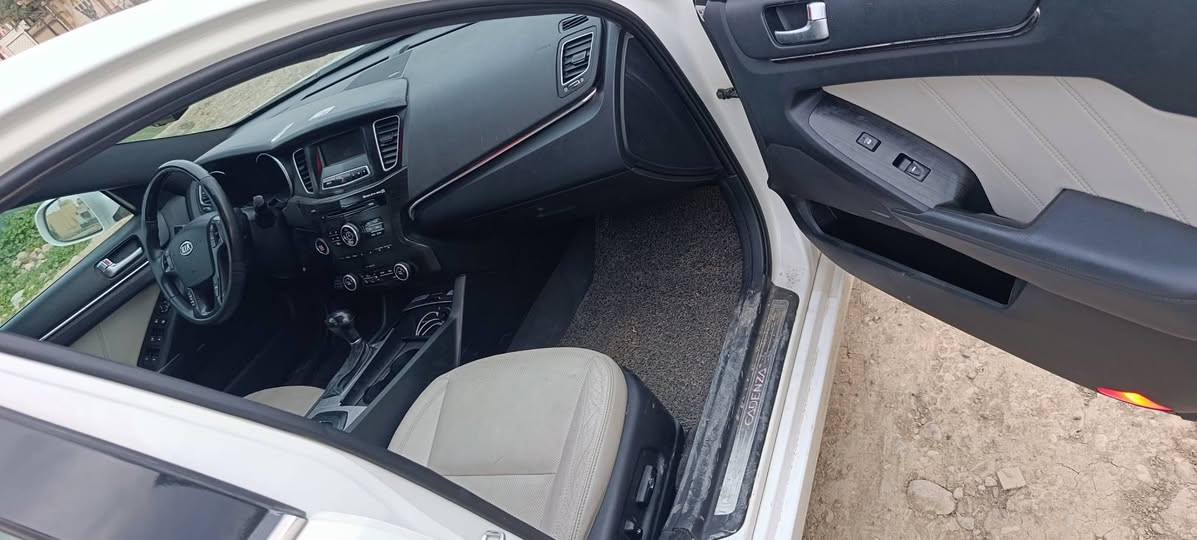 كادينزا موديل 2012 خليجي فول داخل ملكي محرك گير مكفول  مابي صبوغ جديد الماشية 90 الف كيلومتر كيفري, ديالى


**إذا كنت صاحب هذا الإعلان وتريد حذفه لأي سبب، رجاءا أرسل رسالة إلى الدعم الفني**