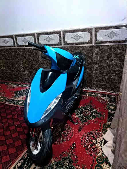 ماكس عدله ابيع جوم حديد بس هيه تشتغل نكره سلف ي 500 وبيه مجال هواي مكان حي النهضة الثالثه رقم ***********
