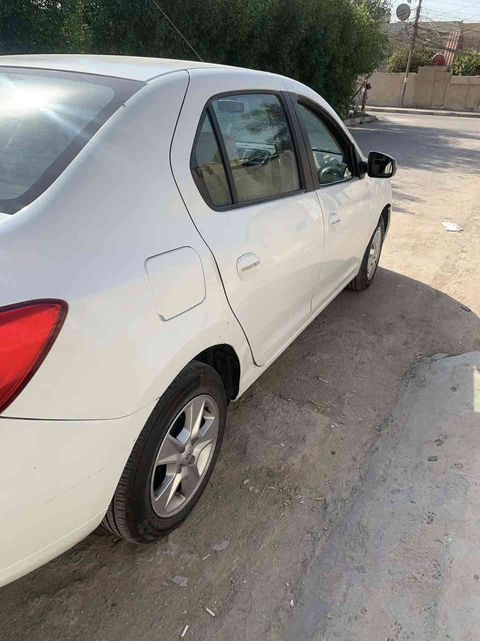 السلام عليكم
رينو سمبل للبيع موديل ٢٠١٧ رقم بغداد جاهزه على اخر حبايه طخه بسيطه بالجاملغ والباقي كفاله السعر ٧٢ وبيها مجال التواصل اكثر مع صاحب السياره ***********
