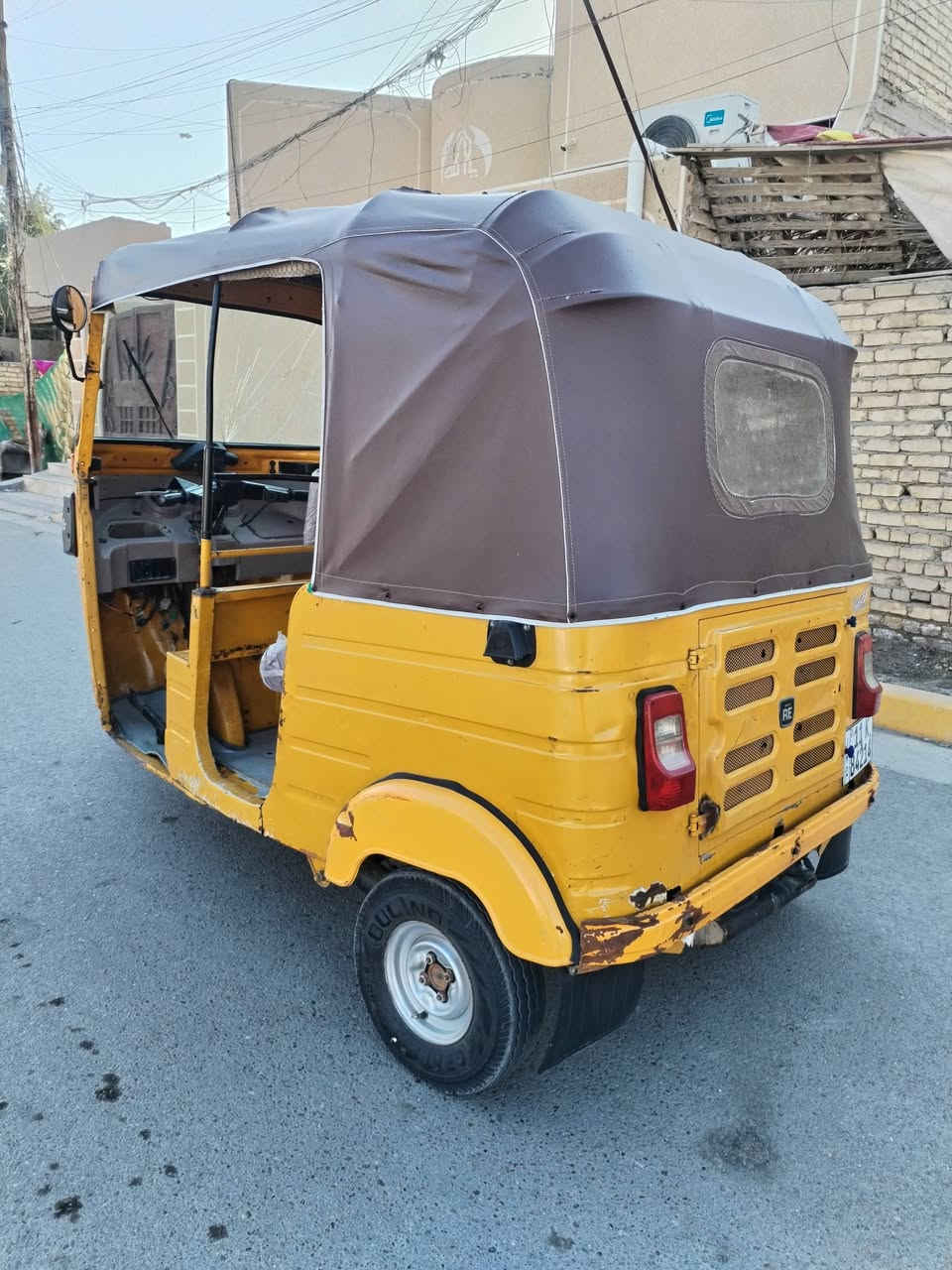 موديل 18 بشهر11 مرقمه مكينه مال 20 بغداد حسينيه مال راشديه السعر 5300 /***********
