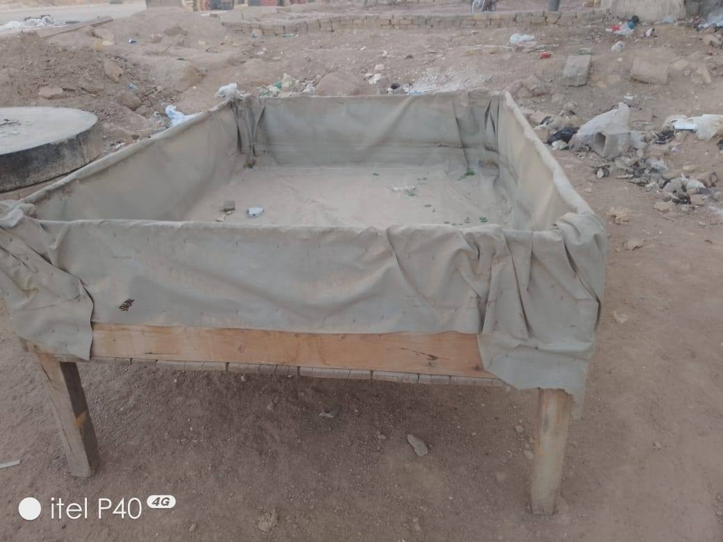 غراض مطعم للبيع/مجمده،طباخ،حوض سمج،شوايه،شوايات مثرامة لحم
للاستفسار واتساب او الاتصال ع الرقم ***********
