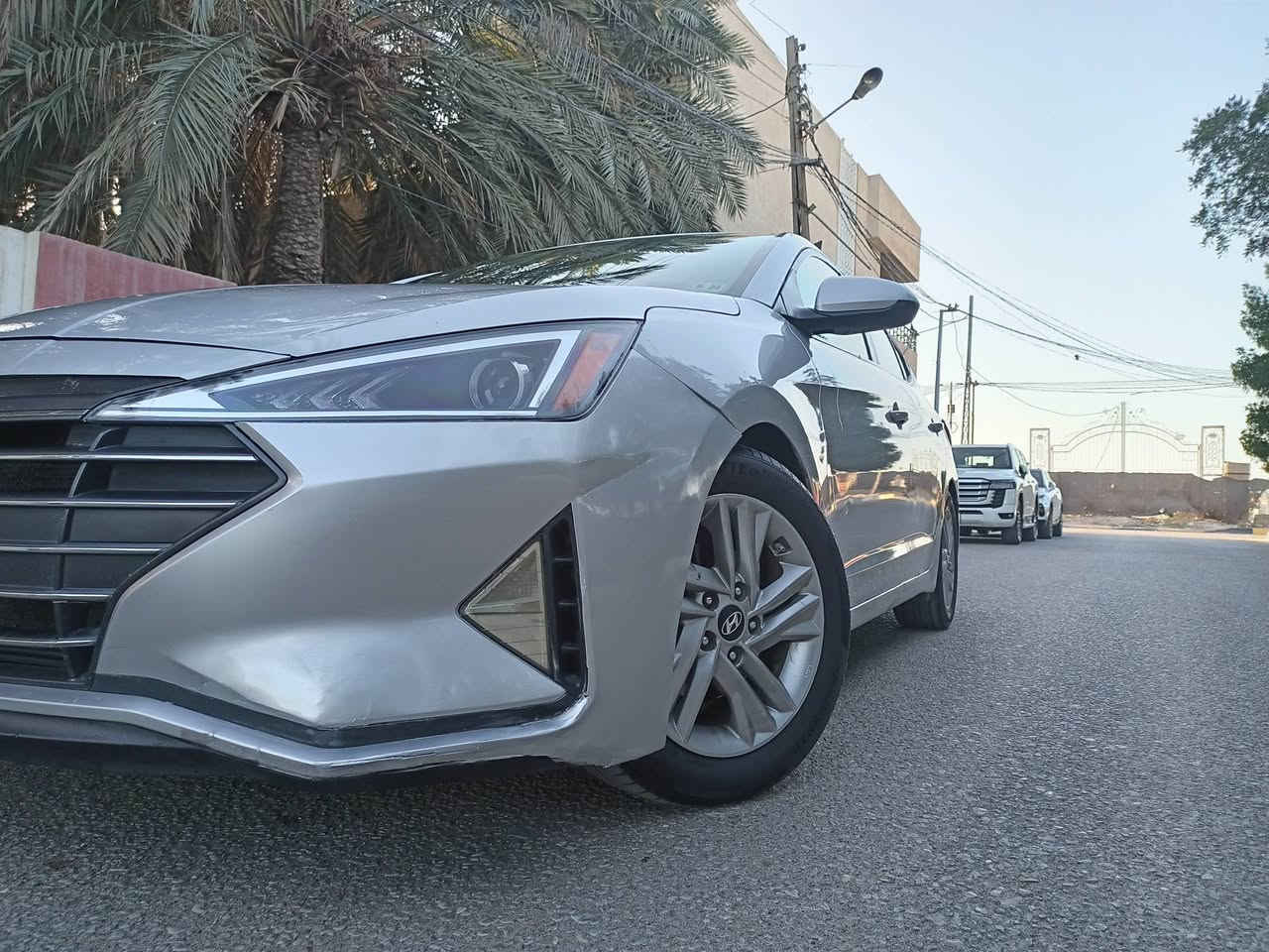 السلام عليكم النترا 2019فول رقم مميز جديده كلين مواصفات  رادار جانبي توقف ذاتي  اناره ترحيب اضاءه يدات باب حساس خلفي تحويل مباشر محرك 2000 دوش كير اي تي المرغوب  ماشيه 110حقيقي مواصفات شاشه كبيره لمس تدفئه كوشنات تدفئه مقود لد امامي زنون بك ليت ليد 3 دي دائري نظام ايكو تقليل صرف نظام اي بي اس مانع منحدرات حساس ضغط الاطارات تخم تاير جديد كوري ويل كب كروم حجم 17 فقط مكان السياره كربلاء السعر 128 تليفون ***********  صور الحادث داخل المنشور
