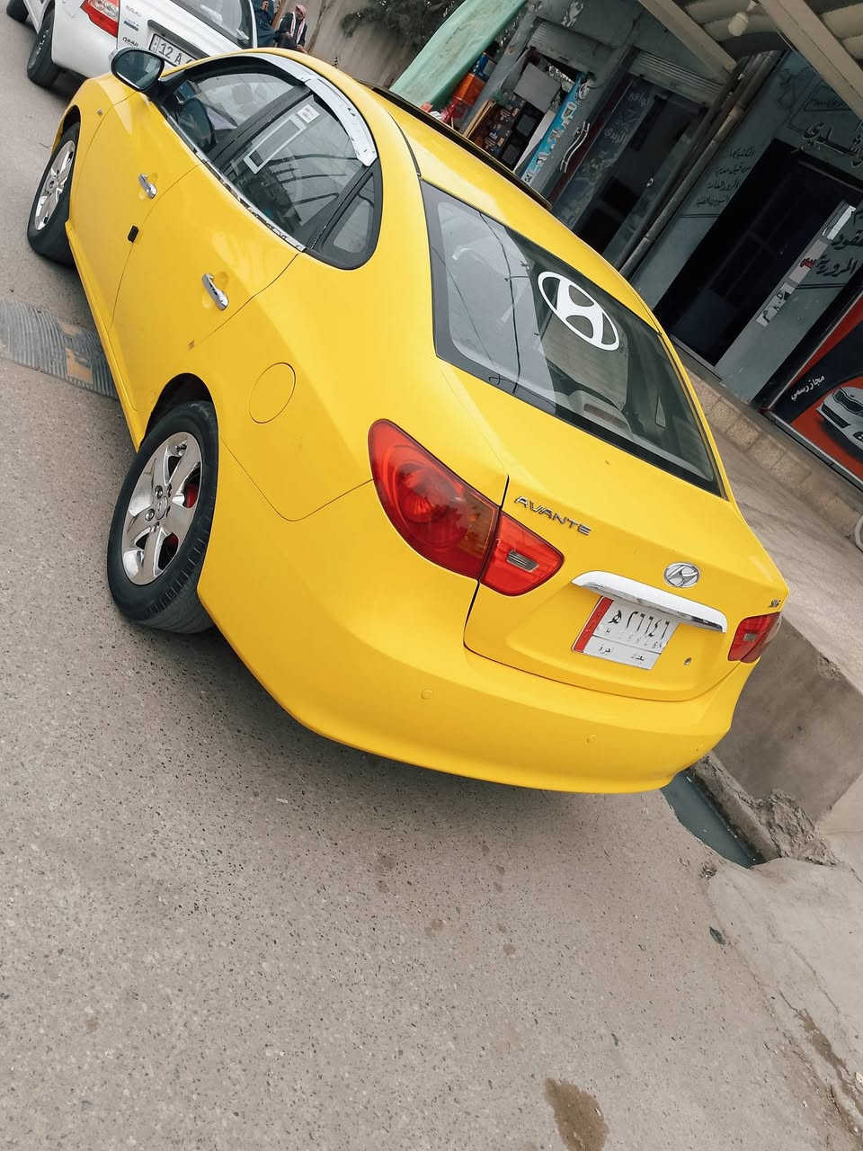 افانتي موديل 2009 
رقم بغداد ألماني شرط التحويل 
هيئه وغرامات صفر 
محرك شرط وكير شرط 
كاربون بانزين بيها وراقي 
بدون ضرر تلقيط معجون بيهه 
السعر 117بي مجال 
العنوان موصل الجانب الأيمن سايدين حي العامل قرب دوره الرساله مكتب الهيثم الراشدي ***********
ملاحظة مهمة الخاص مغلق التواصل عل الرقم فقط 🛑 يكون الدوام من الساعه التاسعه صباحا الى الساعه الثامنه مساء 🛑
