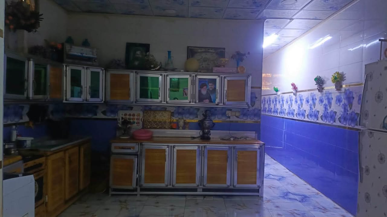 للرهن قفل 13 مليون 100 متر غرفه جبيره واستقبال جبير وصاله ومطبخ وطارمه
في شارع المطار خلف بيوت عماد سكر 
للتواصل ***********
