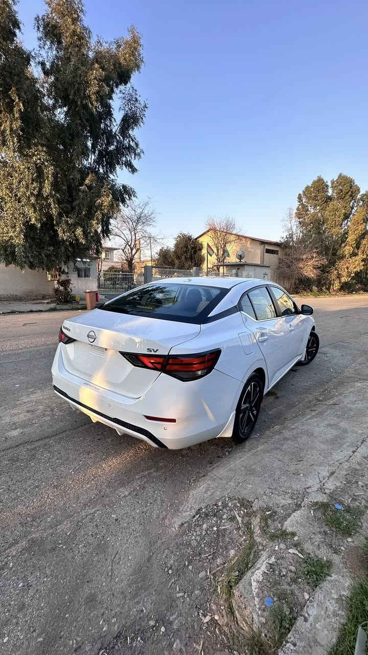 سلام عليكم
نيسان سنترا
موديل2024 
حادض فقط قباغ صندوق شبرتين صبغ
بيدون دواخل +بيدون ارباك 
ماشي 18. الف
مواصفات (SV)
سعر💣🔥
مكان سياره اربيل 
واتساب كورك ***********☎️
