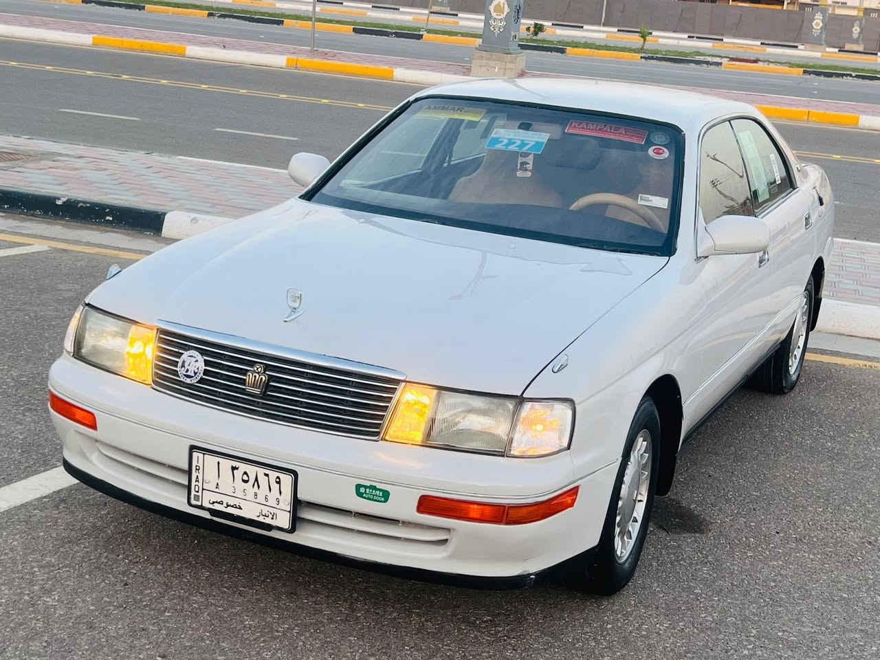 السلام عليكم بطه منتصل لبيع لون لؤلؤي موديل 1993مشروع وطني رقم أنبار وين ماتريد أحولك مكفوله كفاله عامه من الكص ونقل جثه ولعيب شرعي ولضربه ولخياس مكينه وكير كارتون حداديه تخم تاير كهربايات تبريد ثلج ❄️ دواخل كارتون شرط مابيه اي نقص مكاني كربلاء السعر 57وبيه مجال لستفسار‏‪***********‬‏
