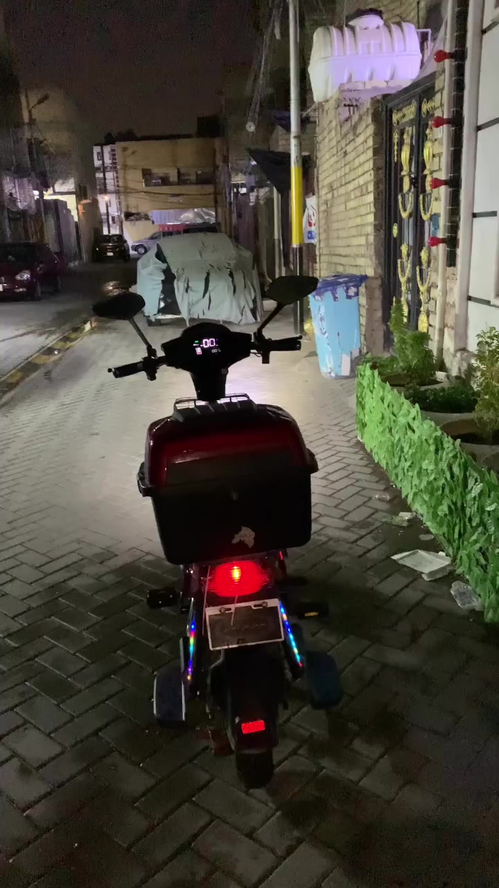 سلام عليكم دراجه شحن للبيع العنوان بغداد الرقم ***********
