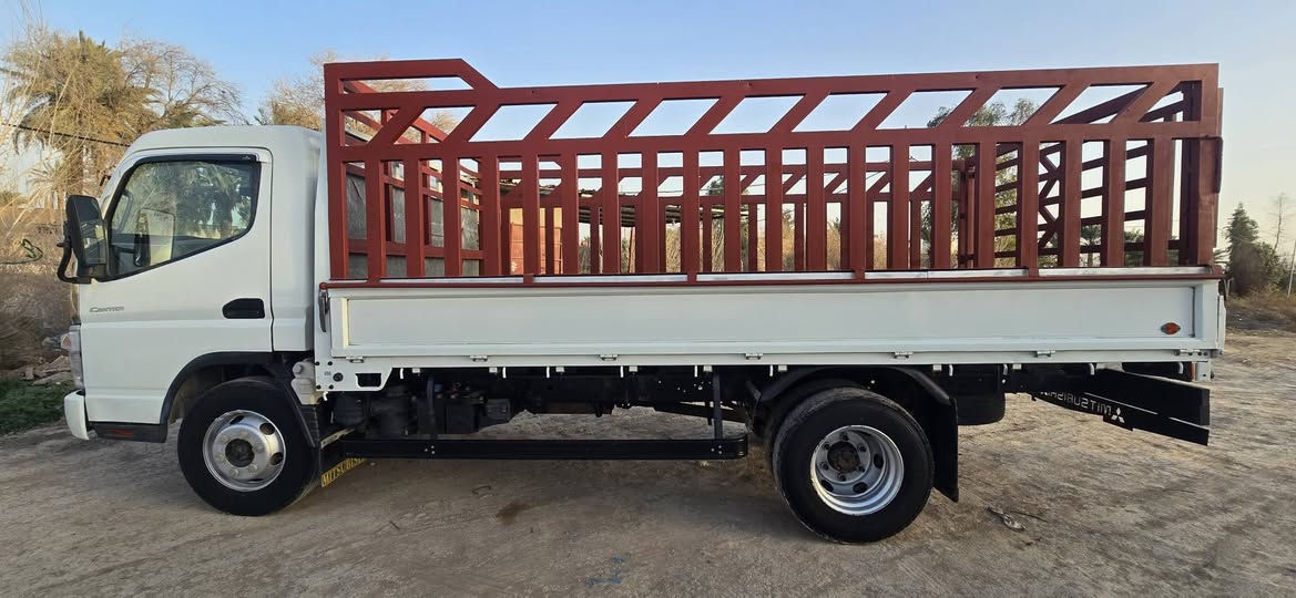 السلام عليكم 
كنتر للبيع 2016 كفاله عامه رقم بغداد 
للاستفسار ***********
