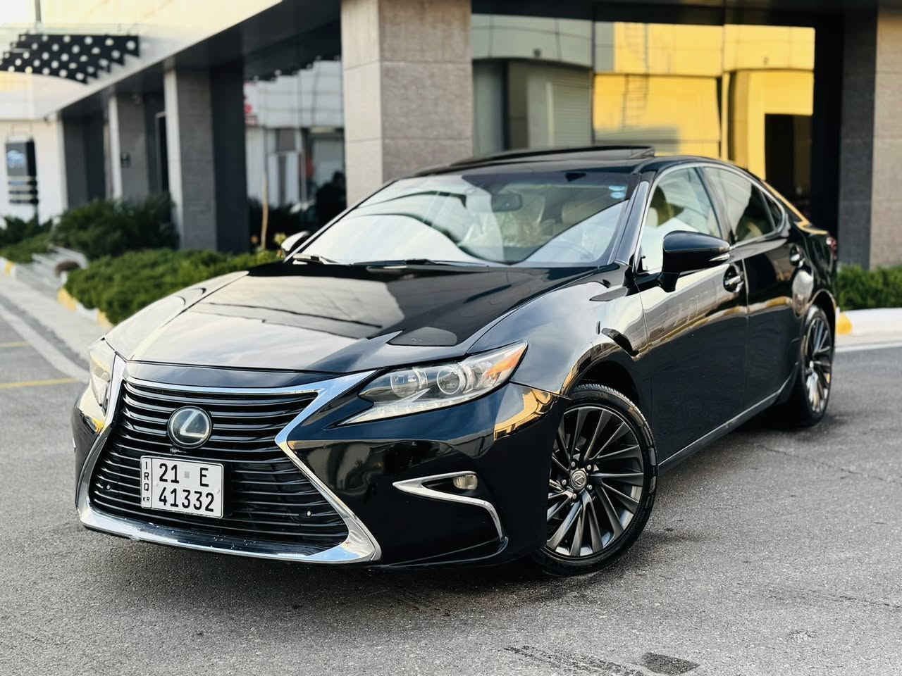 ﷽
LEXUS ES 350 2015
◽️ليگزز ES 350 موديل 2015 فول مواصفات
لون اسود

◽️محرك V6 3.5L سته سلندر
🔹گير و محرك بشرط مامفتوح
بدون صوت بدون صرف و خلل بشرط فحص

◽️سيارة حيلوة جديد
بيها {{ قطع و نص صبوغ }} بدون أيرباگ
سيارة جديد حيل حيلوة نضيفة

◽️مواصفات
{{ بصمة - فتحة - رادار - داخل بيجي - كشنات جلد - كشن تتفيىة و تبريد - كشن و ستيرن كهربا - كشن خزن - شاشة - ماوص - تبريد مركزي - نيزامي أيكو - نيزامي سبورت - لايت ليدو زينون - مراي شفت - ڤوليوم - بلاجكتور - بعد هواي مواصفات }}

◽️اربع تاير و ويل جديد بدون مصروف
🔹نظافه ١٠٠٪؜ كامل سيرفس بدون نقص و بدون مصرف
🔹بسميً السنويه بشرط تحويل و خرامه
🔹سنوي و رقم و هزة كلها جديد
سياره مابيها دينار مصرف كامل من كل نواحي

نفسي يوم /تحويل و كاله حاظر
مكان / داخل سليمانيه🌆

◽️موبايل /***********📲
~~~~~~~~~~~~~~~~~~~~~~~~~~~~~~~~
﷽
                                             ◽️LEXUS ES 350 2015
ليگزز ES350 موديل 2015
ره نگى ره شى قه تران

◽️مه كينه V6 3.5L شه ش بستؤن
🔹گير و مه كينه ى به شه رت نه كراوه ته وه
سه وت و سه رف و خه له لى نييه به شه رت

◽️بؤياغ (( بؤنيت و نيو سندوق  بوياغه))
زؤر جوان ماوه ته وه و نمونه يه له جوانيدا

◽️مواسفات
(( به سمه - سلايت - ناو زه رد - رادار - كوشن جلد - كوشن سارد و گه رم - كوشن و سوكان كاره باى و خزن - ئاوينه شه فت - شاشه - ماوس - ته بريد مه ركه زى - نيزامى ئيكو و سپورت - لايت ليدو عه ده سه - زينؤن - ڤوليوم - بلاجكتور - فؤرميكا - زور مواسفاتى تر )

◽️چوار تايه و ويلى لؤكى بيلادى يه ك دينار مه سروفى نيه
🔹كامل سيرڤزى بؤ كراوه و يه ك دينار مه سروفى نييه
🔹سه نه وى و ره قه م و هه زه ى تازه يه
🔹به ناوى خومه وه يه ته حويل و غه رامه به شه رت

شوين🌆_ سليمانى

موبايل☎️: ***********
