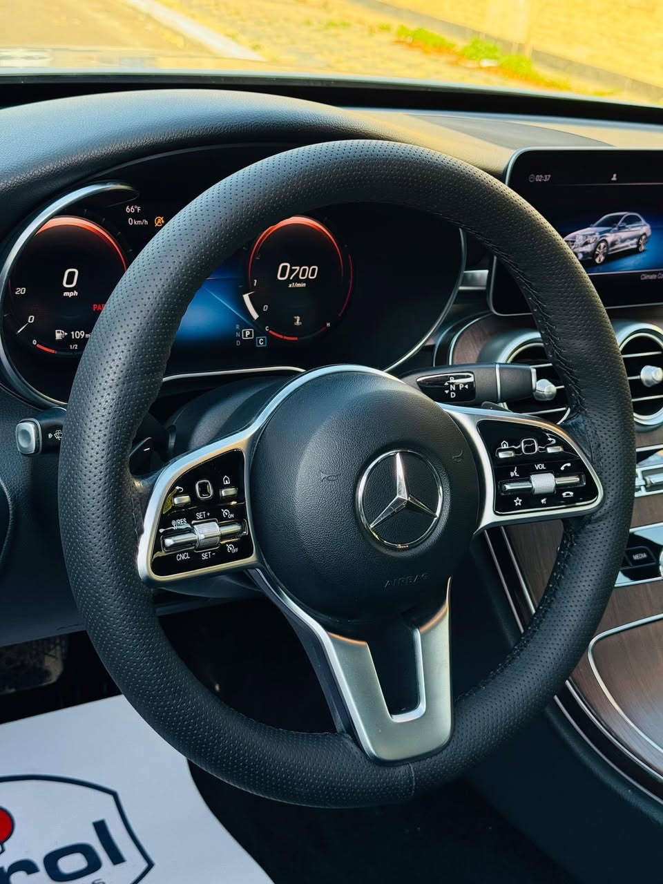 C300
2021
كفالة عدة الدعاميات 
مواصفات معروفة 
بيع او مراوس 330i بدون حادث وبدون صبغ 
العنوان بغداد الكاظمية
***********
