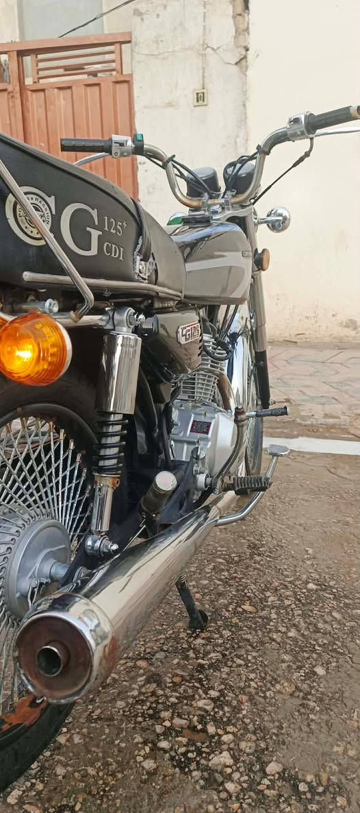 سلام عليكم دراجه نامه نضيفه مامفتونه اوراق صوليه 725 بها مجال للشراي الخاص مفتوح


**إذا كنت صاحب هذا الإعلان وتريد حذفه لأي سبب، رجاءا أرسل رسالة إلى الدعم الفني**