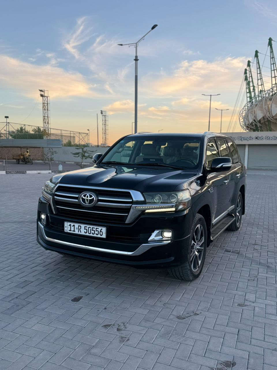 تويوتا لاندكروز GXR موديل 2020 ساز باب اول كراند تورنك نظيفة جداً رقم بغداد الجديد بأسمي لون اسود مغلفه ppf كامل مكفولة كفالة عامة 

🟩 السعر  _ 560 بيع مستعجل جوة سوق 

عداد المسافة : 120 الف كيلو حقيقي السياره بوضع الزيرو 
فول مواصفات 1/1 
لون اسود مغلفه ppf كامل

1- فتحة 
2- بصمة 
3- كراسي كهرباء 
4- كشنات جلد
5 -  3 شاشات كبيرة بلاد ام الترحيب
6- حساس خلفي وامامي 
7- جنطة كهرباء ( جكات )
8 - تحكم ستيرن جهتين
9 - مري شفط 
 10 - تشغيل عن بعد 
11 - اشاير ترحيب
12 - كشنين كهرباء 3 دكم 
13 - حساسات امامي وخلفي 
14 - شاحن لاسلكي( واير ليس ) 
15 -  8 ايرباك 
16 - دبل ماوس 
17 - اربع كامرات محيطيه 360 درجة 
18 - طفاية 
19 - ثلاجة 
20 - لايت زنون كشافات
21 - كروز سرعة 
22 - تحكم كهربائي بلمري 
23 - ويل كب كروم حجم 20
24 -حجم المحرك: 8 سلندر 
25-ميموري
26 - بصمات عدد 2
27 - نظام EST 2nd
28 - نظام ABS
29 - زراكات لايت
30 - شاشة ليزيرية
31- دشبول لگزز
32- اشارة لگزز
33- مري قابله للطي مع الرجوع
34-دوسات ليزريه علامة لاندكروز 
معروفه مواصفات الساز  
مكان السياره: البصرة 
السعر 560 ورقة 
للأستفسار
***********
