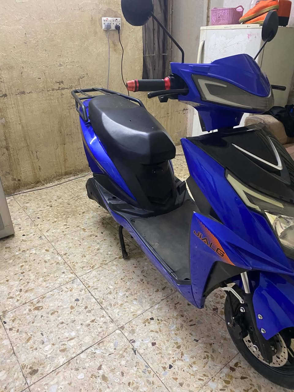 السلام عليكم دراجه شحن نوع سكنس كلش نضيفه ناقص
بطاريات فقط هورن دبل اشاره يمنه يسره عالي ناصي زنون
كله جديد وشغال سعر ٣٥٠ الف قفل قفل 🔒🔒
للتواصل واستفسار واتساب الرقم ***********
