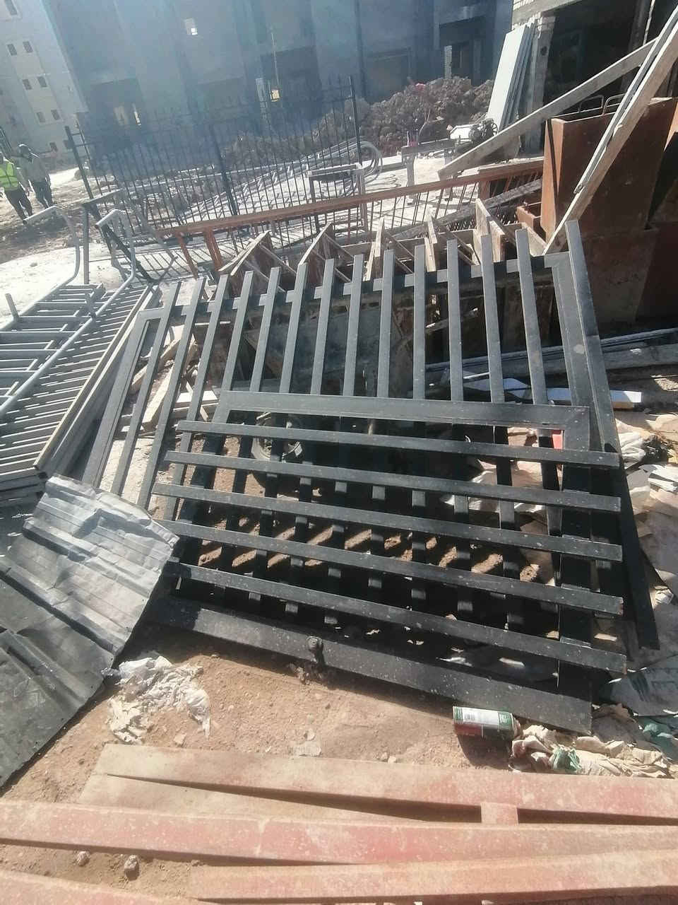 ابواب وشبابيك قياسات طلاكتين وثلاثة للشباك والابواب خارجي وداخلي للاستفسار الاتصال على ***********
