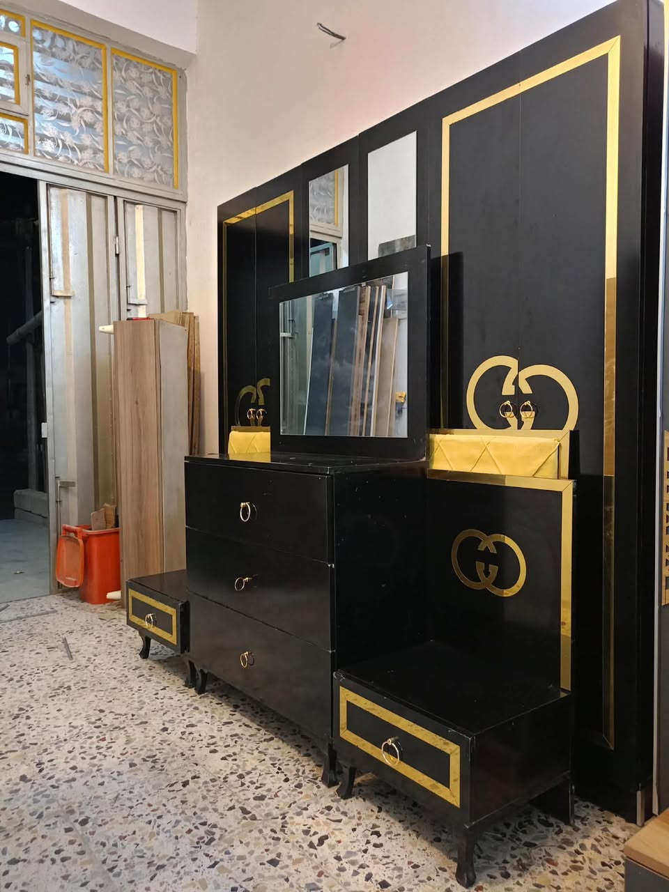 غرفة تركي 🇹🇷 مستخدام 5قطع  ✨✨
نضافه 90 💯
ابواب  💖
السعر 450 💖💸
مع شد🪛 ونقل 🚚  مجاني  داخل بغداد  محافظات بكروه


**إذا كنت صاحب هذا الإعلان وتريد حذفه لأي سبب، رجاءا أرسل رسالة إلى الدعم الفني**