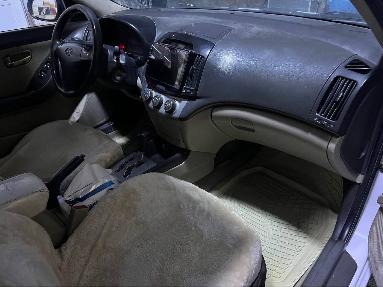 النترا موديل ١١ بيه بس بنيد صبغ مكينه ١٦٠٠ دكشن عالي جاهزه السياره رقم بصره السعر ٩٧ وبيه مجال *********** البصرة, العراق
