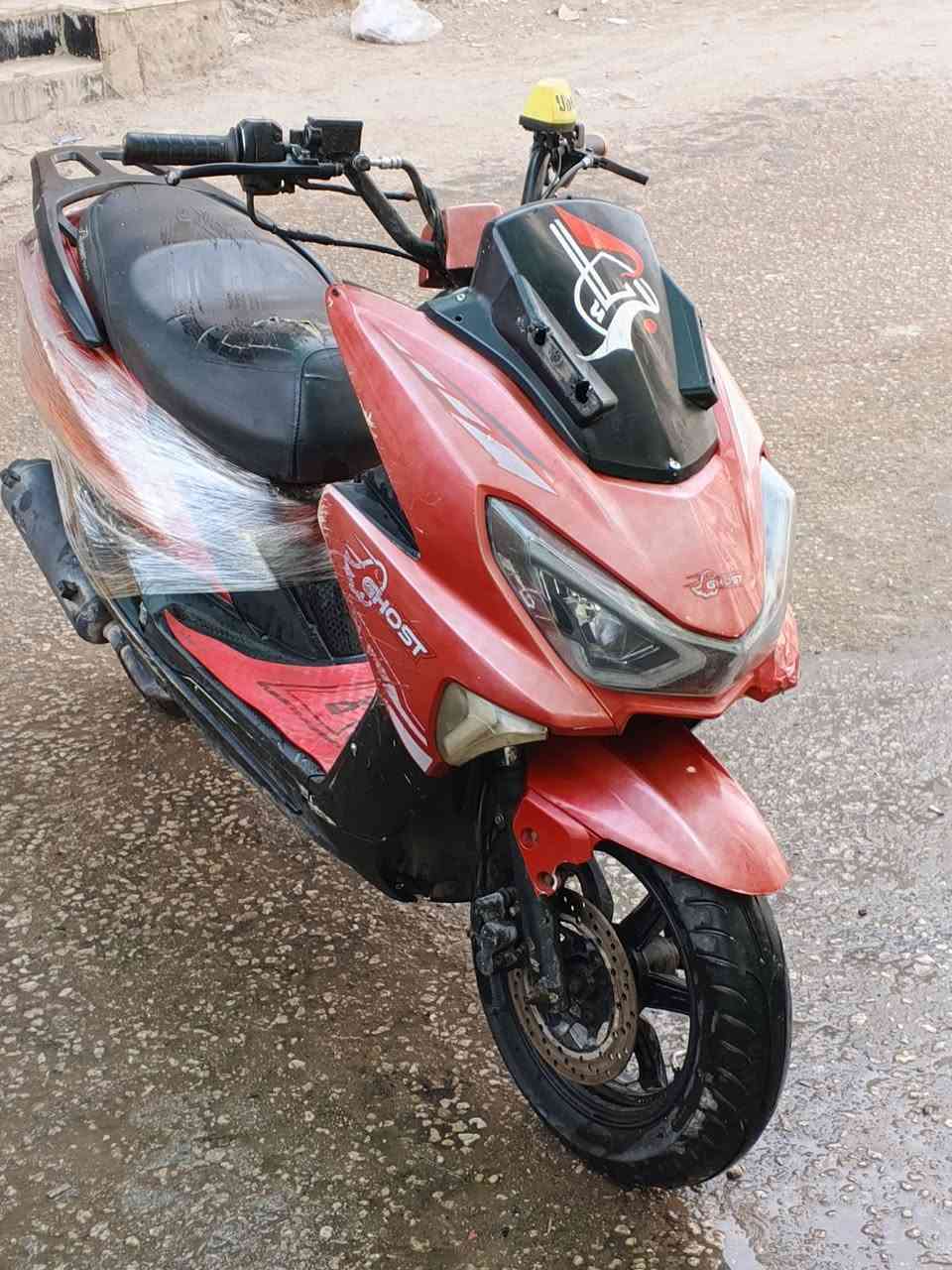 دراجة سكنس حديث مفتوحة بالجديد شغالة نگرة سلف كهربائيات كاملة محرك جيد 
سعر 350 الف 
مكان كربلاء يم مستشفى الكفيل 
***********
