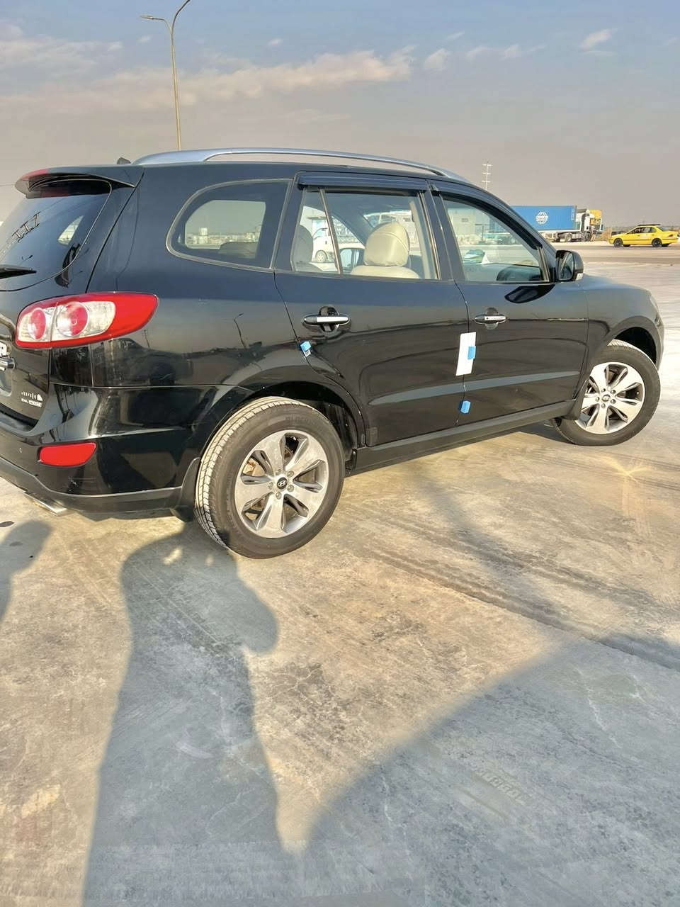 سنتافي 2011 فول مواصفات
6 سلندر 3500 كشنات جلد فتحه قماره 
اشاير مري زراك لايت فور ويل 7راكب بصمه
 مري شفط التبريد بيانو  صبغ باب ونصف 
داير جاملغ خلفي وصبغ مقدار شبرين بل التكمه الوسط 
صفحه اليسرى قريب الدوسه

السياره اخت الجديده نضيفه جداً
رقم  *********** ***********
