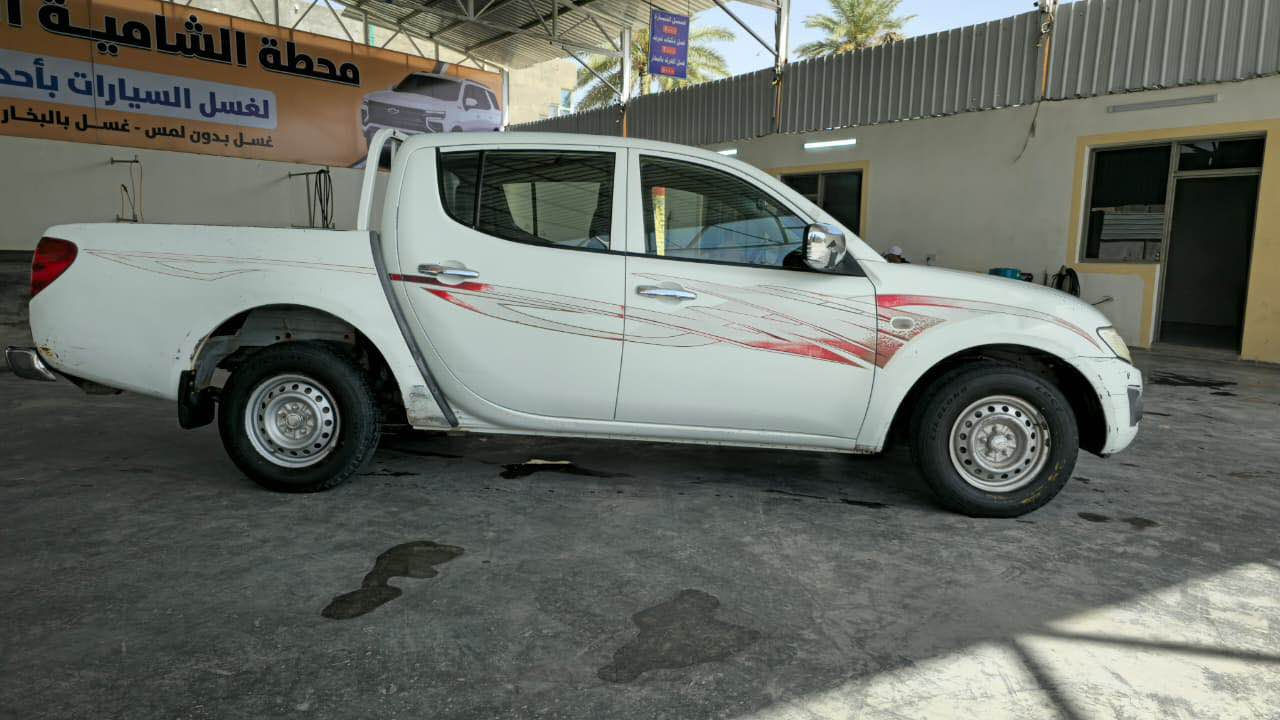 بيكب نملة 
سيارة حيل نظيفة وجاهزة 
مكينه جديدة
كير كفاله
مكفوله من الصبغ والتعديل 
كهربائيات كلها شغاله
دواخلها جديده
حدادية جديدة
تبريد شغال
تخم تاير هستوني شديته
السيارة جاهزه على اخر حبايه

معاملتها كامله بلمرور كبل ترقمها باسمك
مكاني الديوانية

للتواصل على الرقم 
*********** ديوانية, القادسية
