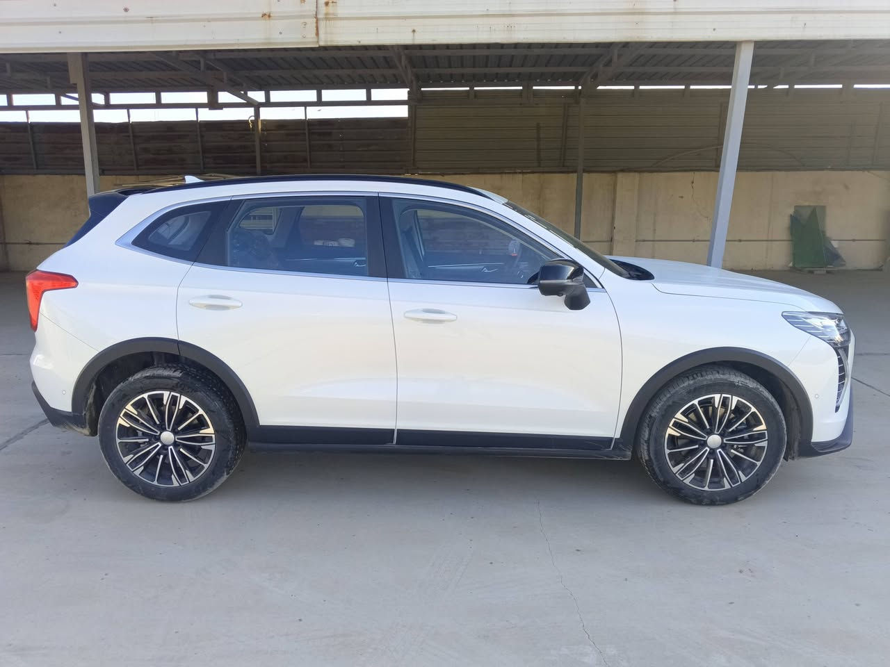 للبيع او المرواس هافال جوليان 2025 باسمي
فول مواصفات أعلى فئه بانوراما طكتين
محرك 1500 تيربو رقم بغداد
كير ماوس 7نمر دبل كلچ 
دخول بصمه ذكي 
مسافة مقطوعة 2000 كيلو زيرو تعتبر
شاشه فول كار بلي واندرويد اوتو
داتو شو لعداد السرعه 
حساس امامي وخلفي
رادار امامي مع نقطه عمياء
كامره دوارة 360 درجة 
اصطفاف ذاتي 
هندبريك بصمه 
تحديد مسار
تبريد قطعتين مع تدفئة المقاعد الاماميه

اربع مود للقياده(اقتصادي -ثلجي-عادي -رياضي)
نضام منحدرات
لايت زينون تحكم أعلى وأسفل مع لد نهاري ويلكب 18
داخل جلد لون احمر مع اسود
السعر المطلوب 205$ وبيها مجال 
للاستفسار ***********
