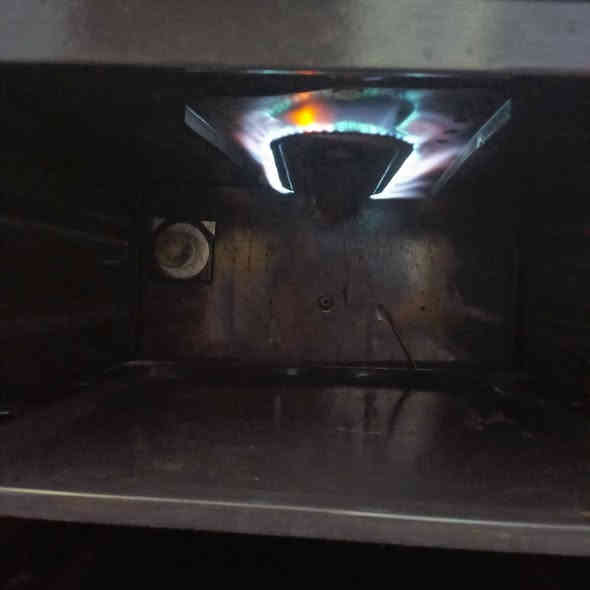 طباخ شرط الشقل للبيع السعر 75 المكان كركوك حي العروبه الاستفسار على هذا الرقم ***********
