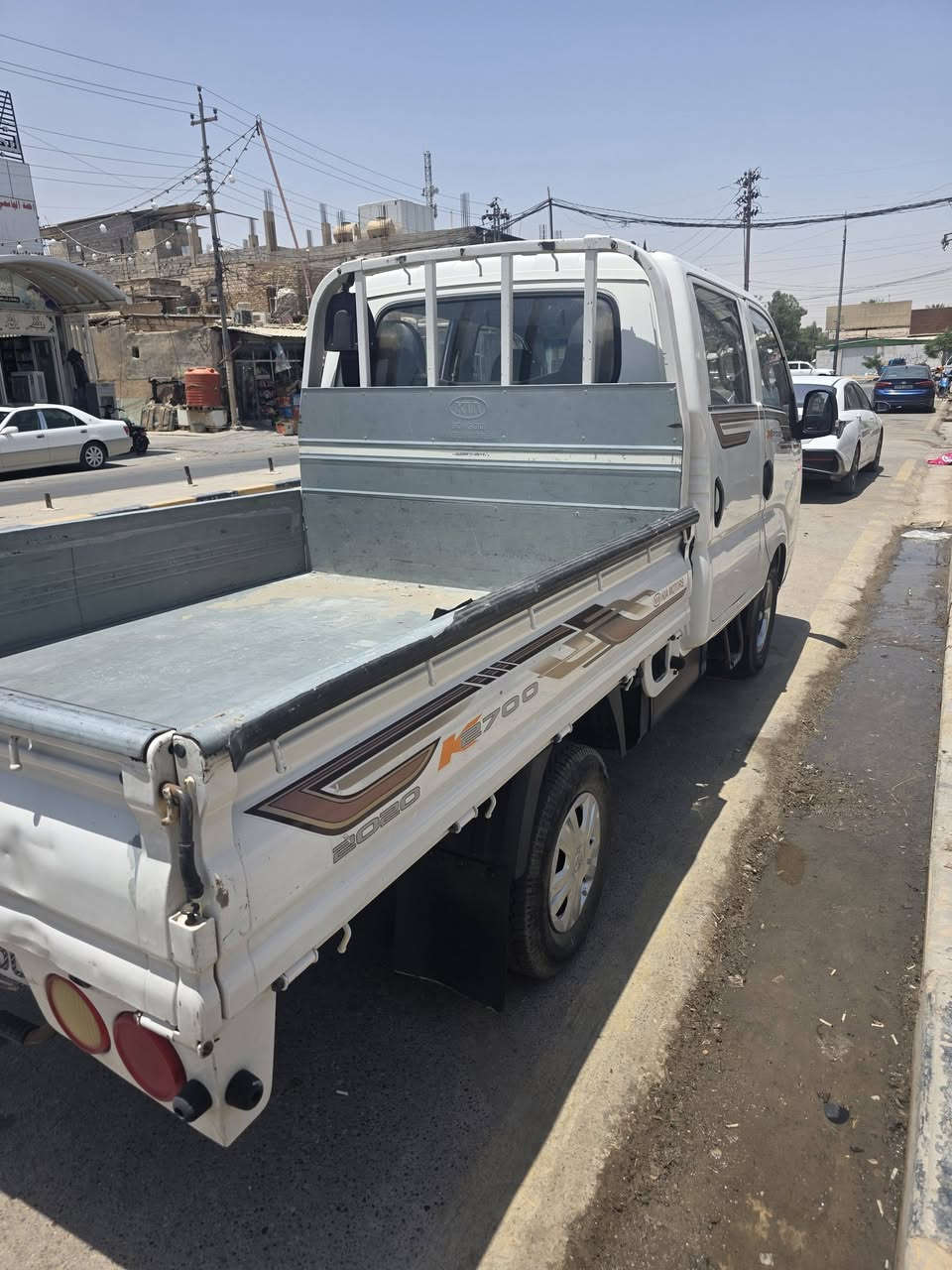السلام عليكم كيا دبل قماره 20700البيع السعر 135قفل سياره جديده مديل 2020 عنوان النجف رقم واتساب***********
