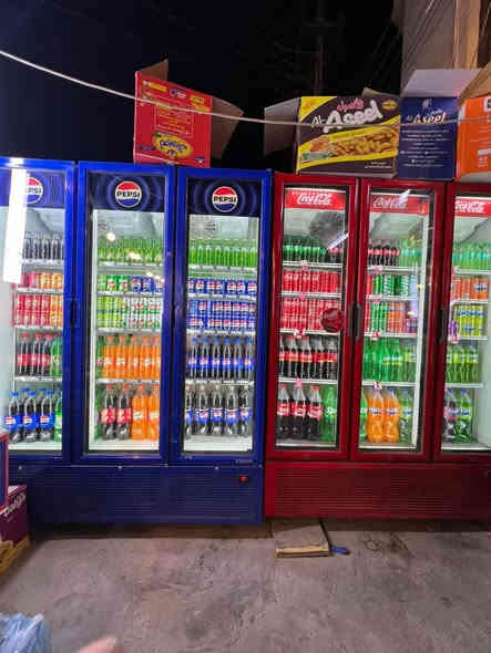 اسواق للبيع 
العنوان بغداد السيديه 
تحتوي على : براد عامودي عدد 8 
براد كولا ثلاثي ، براد بيبسي ثلاثي شركات
مجمده عدد 7 
ميز كاشير حديث 
سبلت عدد 2 انڤيرتر ميديا ثنين طن اصدار 2025
رفوف جاهزه 
منظومة كاميرات 
الموقع ركن على شارع عام دخول منطقه 
السعر ع الخاص 
للأسفسار ***********
