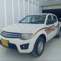 ميتسوبيشي ل200 • ٢٠٠٩ • طوز