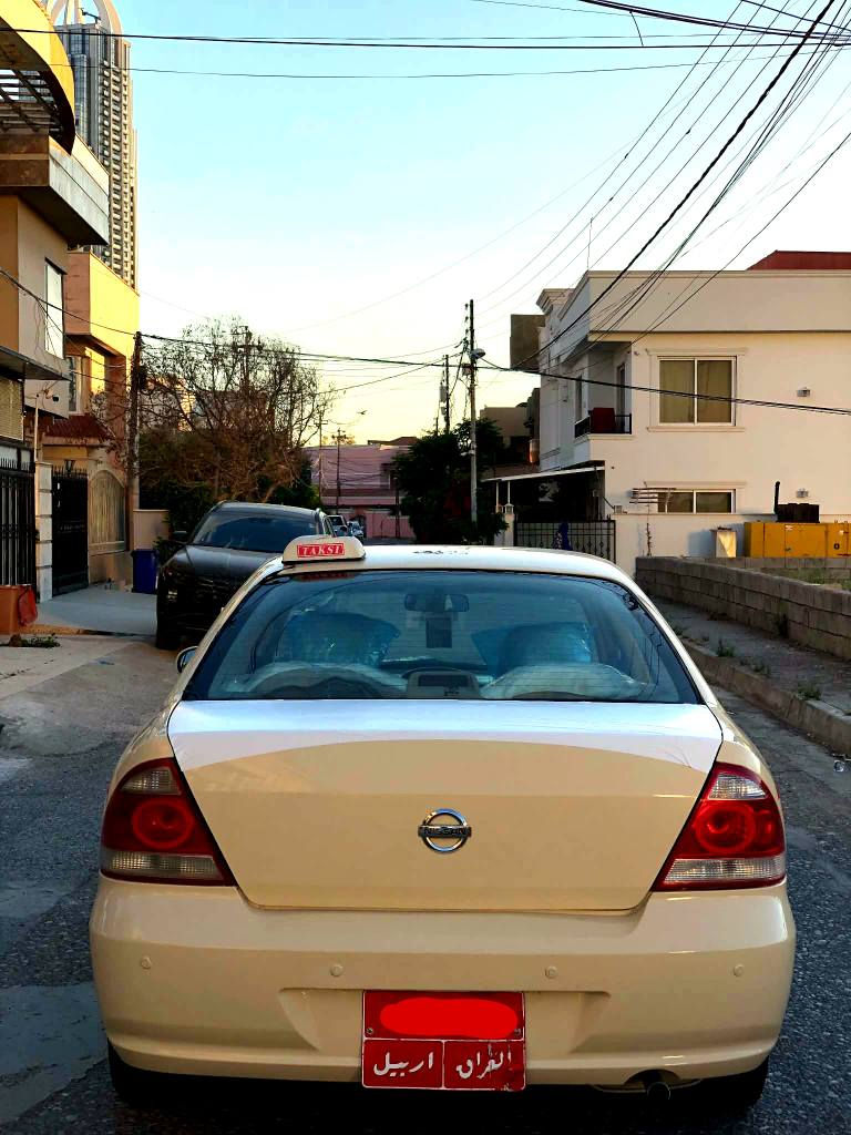 نیسان سەنی کۆری سەیارەکە زۆر خاوێنە 
تەنها جەمپەکی پشتی هەیە لەگەر یەک چاملغی پشتەوەی ساردەکوتە 
نرخ ١١٥ 
ژمارە تەلەفۆن *********** أربيل, العراق
