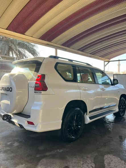 السلام عليكم 
برادو موديل 2023 مدنايت وبلاك ادشنTXS
رقم اربيل باسمي تحويل ثاني يوم
مكفولة كفاله عامة بحالة الوكاله ماشيه ٢٢ الف فقط
مواصفات 
فتحة 
بصمة تشغيل وابواب
كشنات جلد + كهرباء
لايت زنون وزراكات 
هوك ودبل تانكي 
وباقي مواصفات المعروفه للبرادو
سعرها 495 وبيها مجال 
***********
