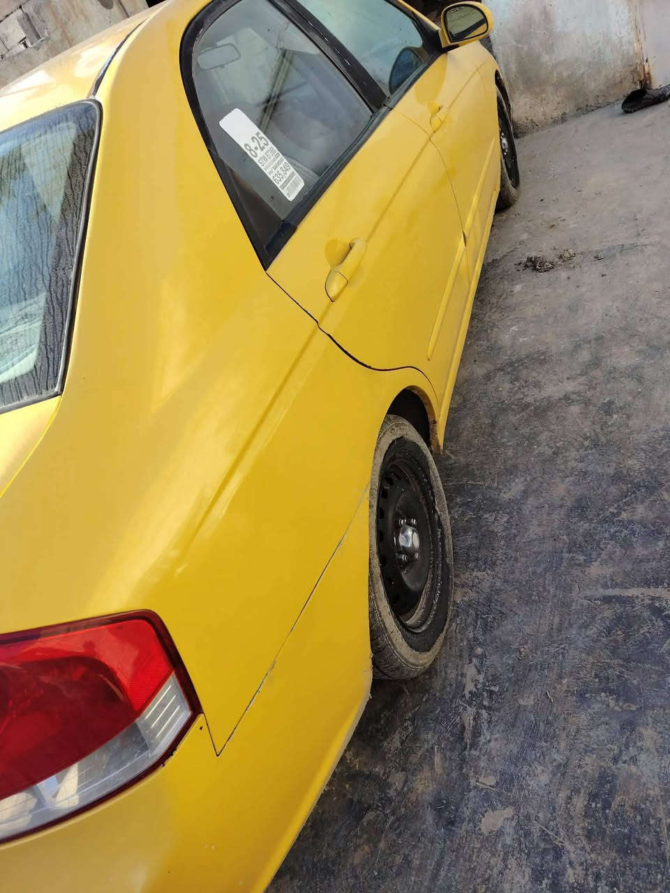 للبيع او مرواس سبكترا موديل 9كير مكينه حداديه مكفولات حادث باب السايق فقط رقم انكليزي السعر 73او بيها مجال حله شارع 100رقم التلفون ***********
