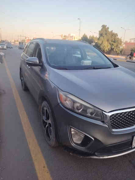 سورنتو ٢٠١٧ وارد امريكي بدون حادث فول مواصفات عدا البانوراما تقرير غرق رقم بغداد ب اسمي مكان السيارة بغداد منطقة الشماعية مكلف للنشر ***********
