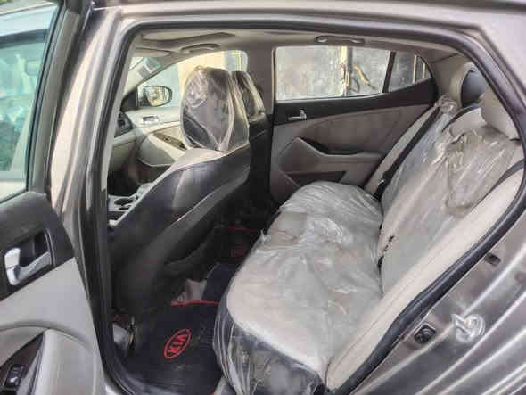 السلام وعليكم اوبتما ٢٠١٥ فول مواصفات
فتحت سقف بنراما +بصمه 

تحكم استيرن +تدفئه بل ستيرن 

كشنات كهربائيه +تدفئه بل كشنات +خزن ميموري تدفئه تبريد فول 

مري شفط سستم صوت بلادي 

وارد امريكي حادث  باب عكس سايق

اي استفسار اتصل *********** مكلف بل نشر

السعر ١٢٠ وبيه مجال شويه
