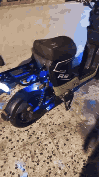 R9البيع
سعر175قفل
***********
