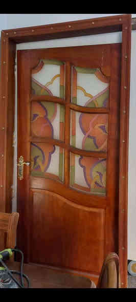 صاج بلوطي مستخدم نظيف الواحد ١٥٠ قفل ***********
