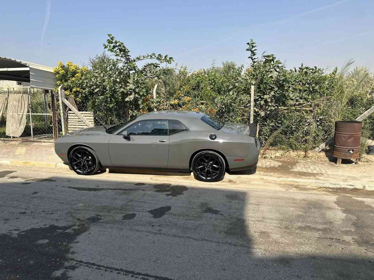 السلام عليكم 
جالنجر 2023 لون إسمنتي  sxt ماشيه 20 الف 
الرقم مميز 30305L بغداد سنويه باسمي تحويل ثاني يوم 
كير محرك كفاله السياره مناقصها شي خير من الله 

الإضافات 
زرع منظومة عدسات 
تخم تاير امامي 
الدهن المستخدم امسويل سكنجر سياره مابيها شي نقص خير من الله 
سعرها 195$  وبيها مجال تجي وتشوف السياره وباقي التساهيل من الله مكان السياره الكراده ساحه الأندلس 
 متواجد واتساب و شريحه *********** الحادث و التفاصيل كلها مذكوره بالصور  السياره احلىً من الصور شاهد الله تجي وتشوف بعينك
