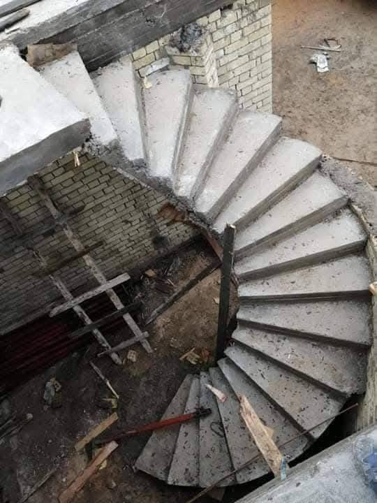 نجاره وتسليح وصب شغل درجة اولى واستلام مهندس ومخافة الله بالعمل ابوعلي النجار هذا رقمي بي واتساب بغداد فقط ***********
