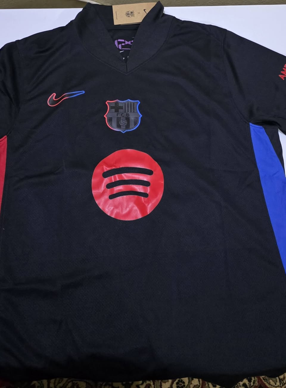 السلام عليكم
دريس بدون شورت ماركه فيتنامي اصلي 

جميع الالوان والقياسات 

يوجد قطع مفرده وقطع متعدده 

يوجد توصيل لجميع محافظات العراق 

***********
