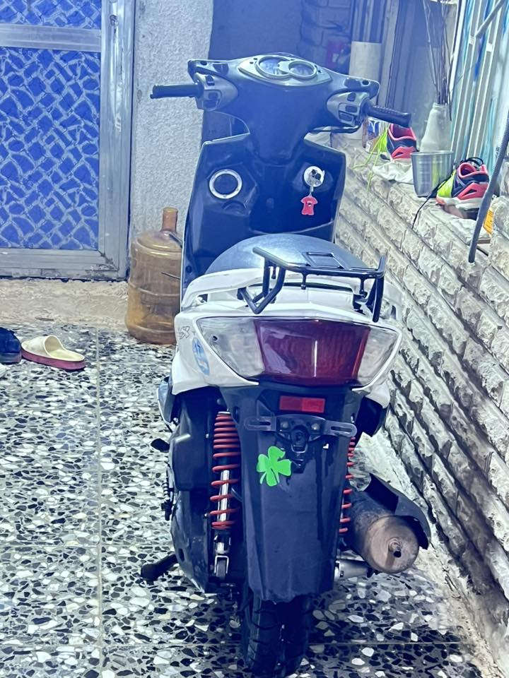 دراجة سكنس فحل
مكينه برغي مامفتوح
كهربائيات شغالها كلهن كفرات بلاديه
دراجة كلشي مابيها نقص تجي تعجبك يلا تاخذها 
مكاني بغداد حي اور 
السعر 600 وبيها مجال 
*********** متواجد فقط واتساب
