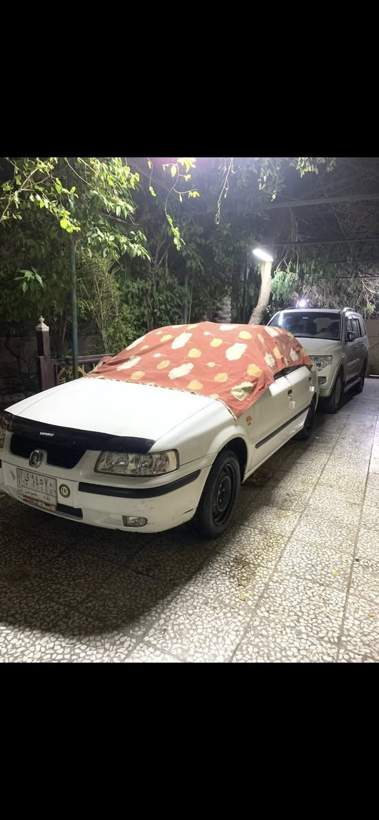 سلام عليكم سمند 2013كرستال ناطق
سياره نضيفه بيهة جاملغ تبديل نفس الون مؤسسه وبارداصبعين جاملغ خلفي  مكان السياره بغداد الحبيبيه بأسمي شرط التحويل 
السعر 52 وبيهة مجال حك الجيه 
***********
