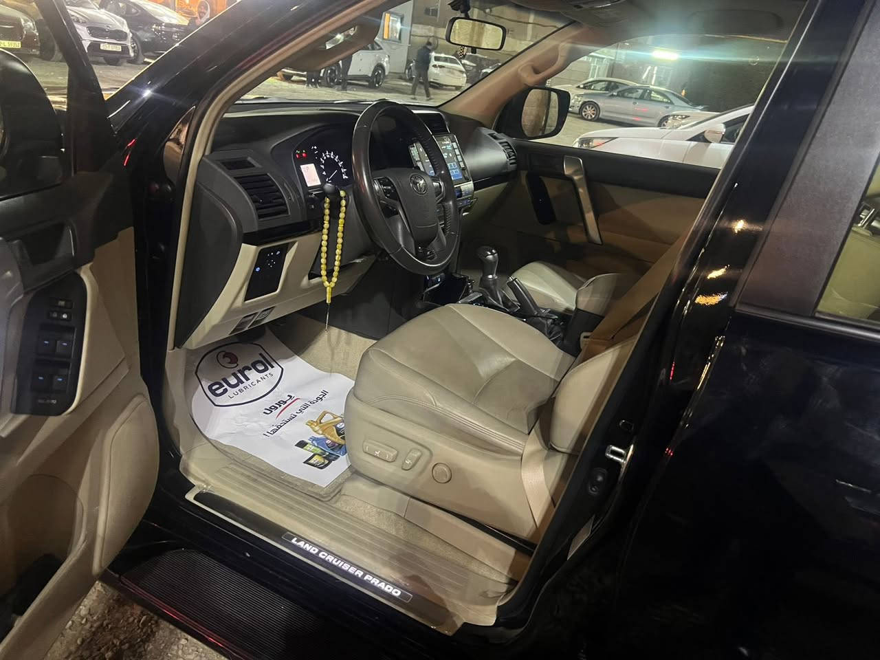 السلام عليكم
للبيع تويوتا برادو 2023 TXS وكالة SAS مغلفة PPF بالكامل
رقم السياره : اربيل
عنوان السياره  : بغداد المنصور

( السعر 470 ورقة )
———————————————-
السياره حالياً ماشيه 43 الف كيلو

____________________________
مواصفات السيارة TXS معروفه :-

🔴 نظام الدفع : دفع رباعي 4✖️4
🔴 الويل : قياس 19 إنش
Wi-Fi + يوتيوب 🔴
🔴 حساسات خلفية 
🔴 مقاعد جلد 
🔴 مقاعد الأمامية كهرباء 
🔴 نظام مانع انزلاق 
🔴 نظام نزول منحدرات 
🔴 دخول ذكي + تشغيل عن بعد
🔴 مرايات كهرباء
🔴 فتحة سقف 
🔴 دبل خزان وقود 
🔴 شحن لاسلكي 

وجميع مواصفات البرادو المعروفة
للاستفسار ***********
