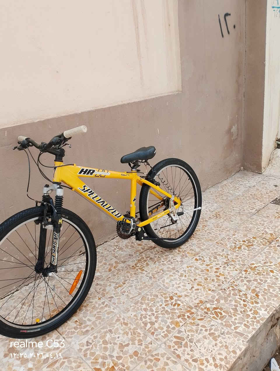 بيسكل جبلي فافون للبيع نضافه فول كير امامي و خلفي الخلفي بس يعوزو قمجه السعر 175 بي مجال


**إذا كنت صاحب هذا الإعلان وتريد حذفه لأي سبب، رجاءا أرسل رسالة إلى الدعم الفني**