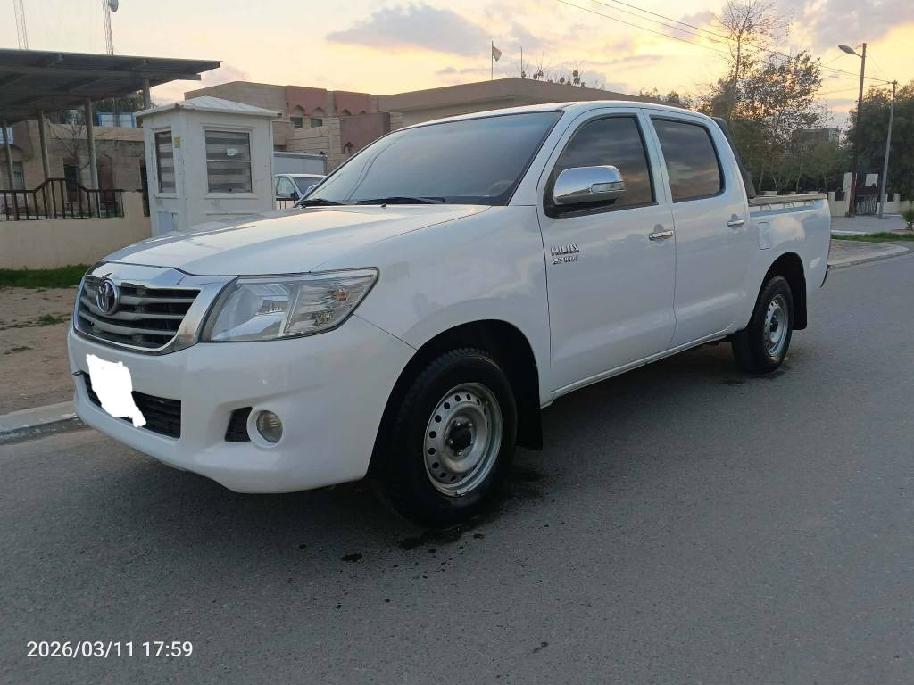 تویۆتا مەرزیە 2013 ماشاءللە لەجوانی
300 هەزار کیلۆمەتر ڕۆیشتووە
رەقەم و ژینگە نوێیە
سەنەوی نوێیە تا 2030
گێر حادییە
گێرومەکینەی بەشەرت
رەقەم باریکە
 تەنها سێ پارچەی هەیە
چاملغی پێشی لای سەکنی ژوورەوەی گرتووە
بۆنیتی هەیتی
لەگەڵ بۆ دییەکەی دوو پست هەیتی
شوێن هەولێر
سەیارەکە زۆر جوان و خاوێن ماوەتەوە
🟦 بۆ زانینی نرخ و زانیاری زیاتر پەوەندی بکەن
ژمارەی خاوەن ئۆتۆمبیل
***********
وەتسئاپ +کۆرەك +لەسەرە أربيل, العراق
